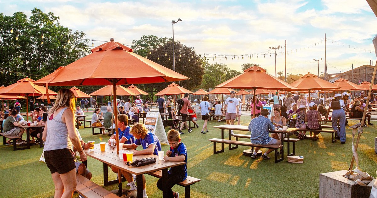 50 West Burger Bar, a bar in Cincinnati