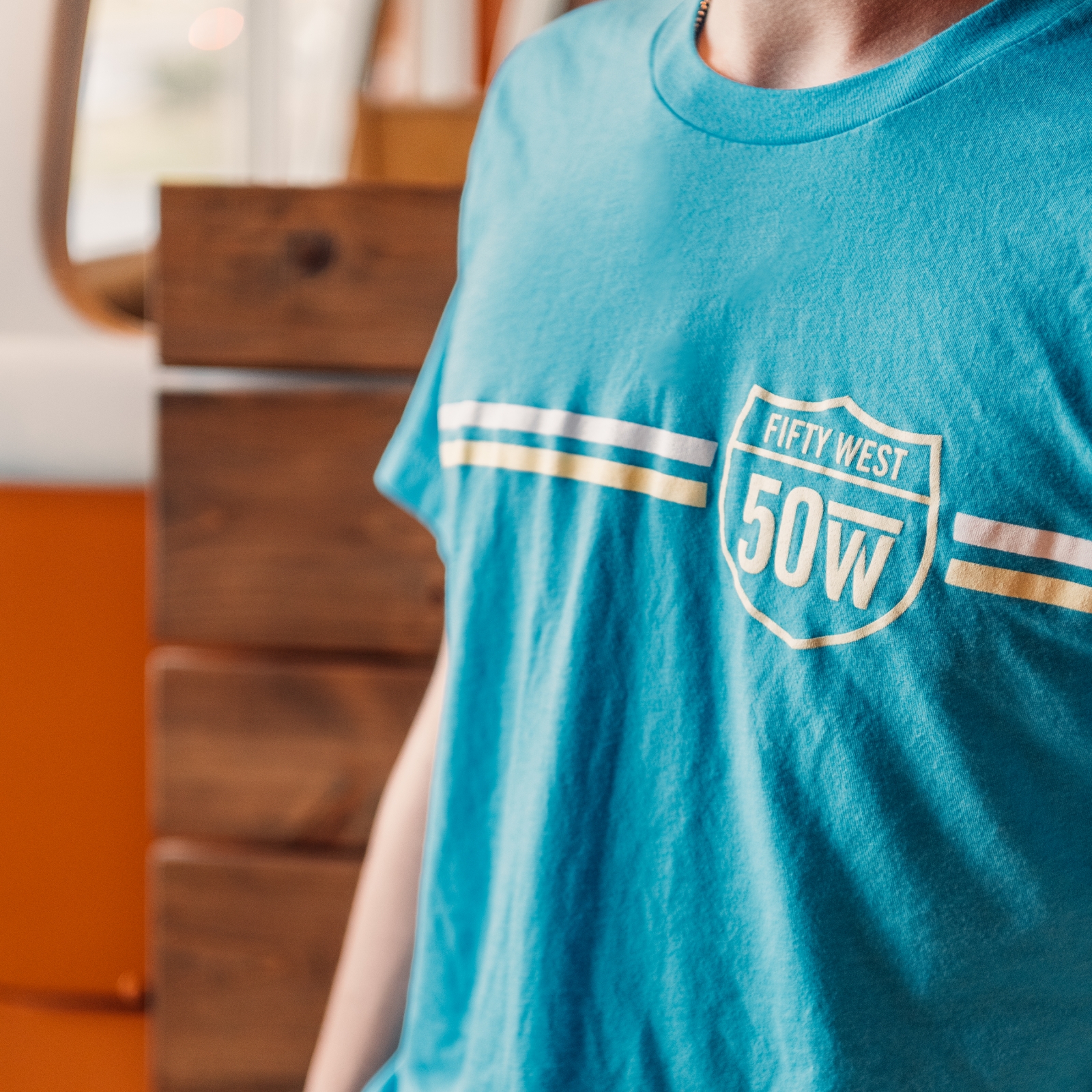 badminton hoofdkussen partner Blue Retro Striped T-Shirt - Fifty West Brewing Company